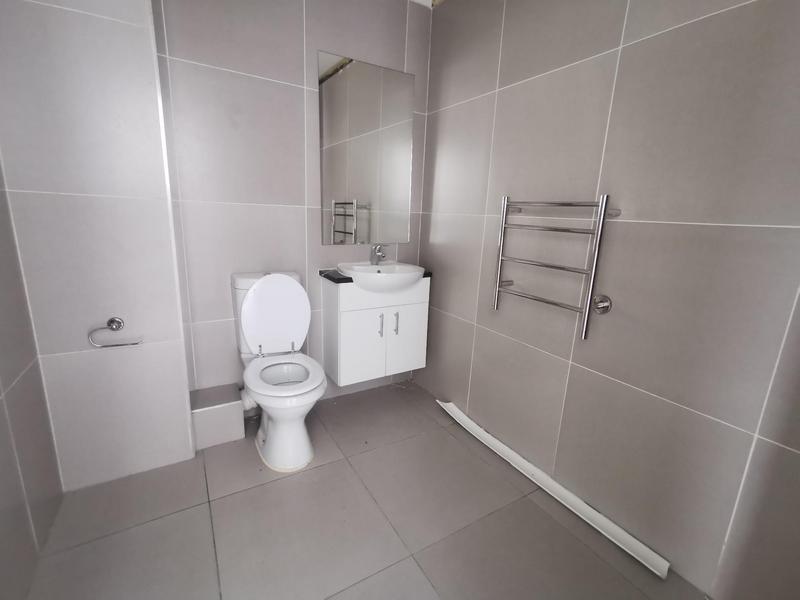 To Let 1 Bedroom Property for Rent in Claremont Upper Western Cape